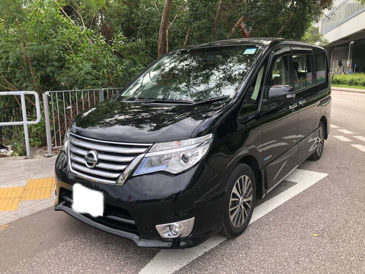日产nissan serena highwaystar shybrid