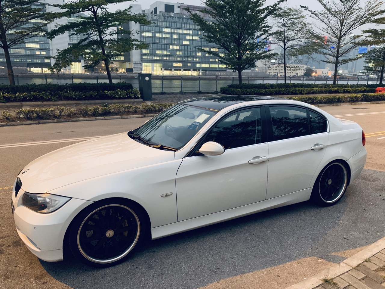 宝马bmw 323i