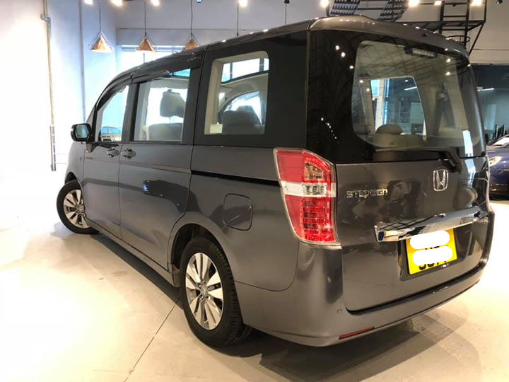 Honda stepwgn 2 поколение