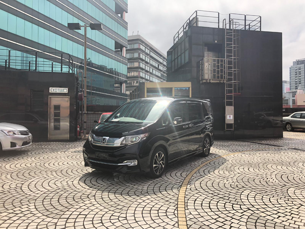 Honda stepwgn 1 43