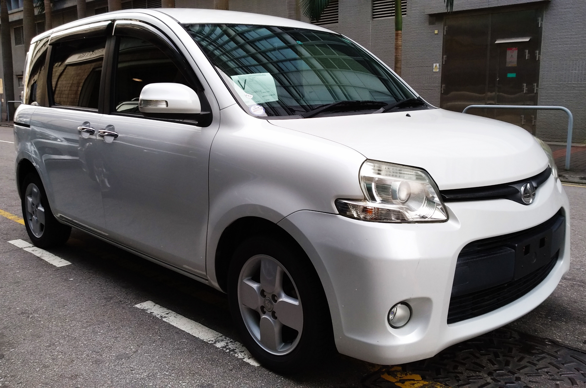 丰田toyota sienta 1.5 dice 2011 pearl