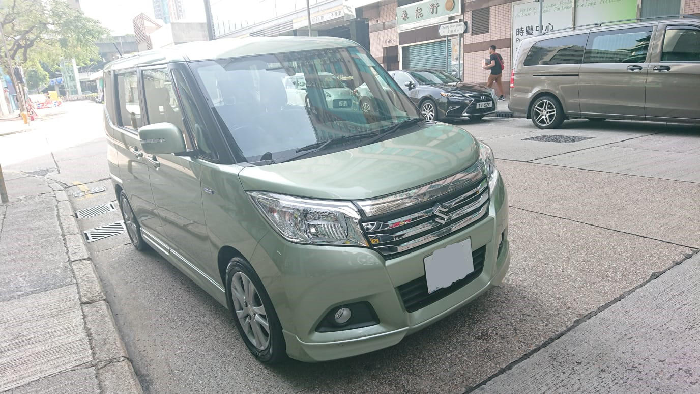Suzuki solio hybrid