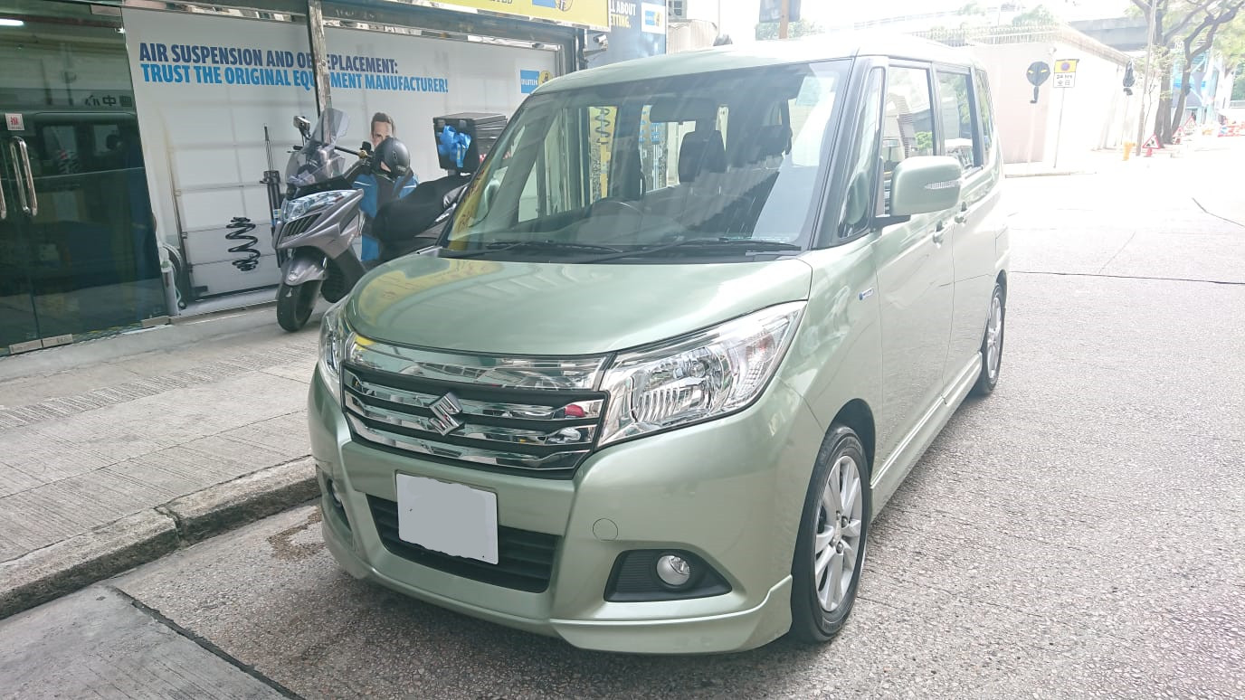 Suzuki solio hybrid
