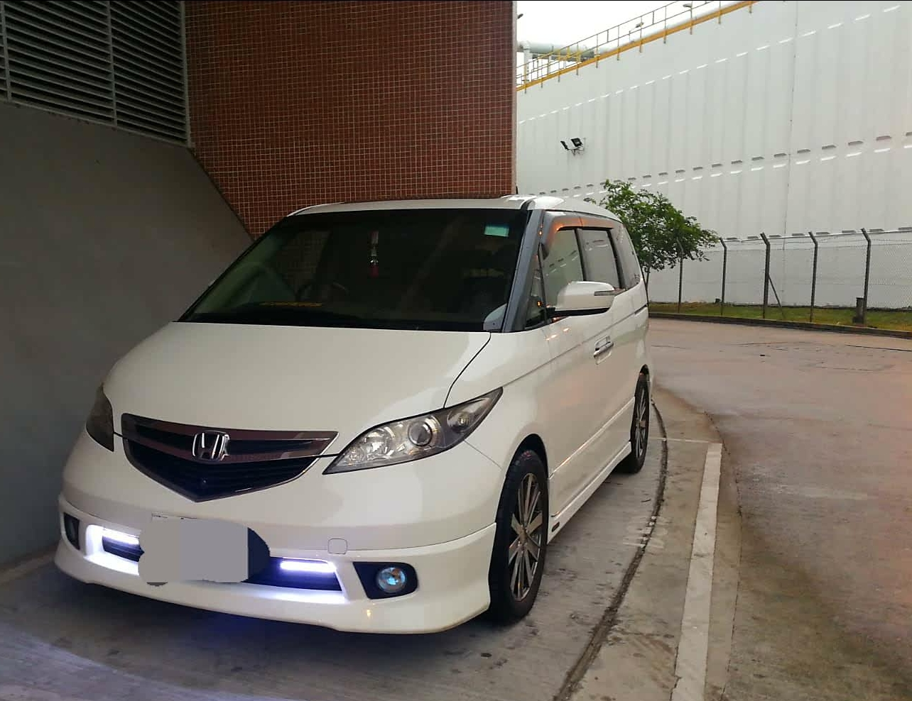 Honda elysion 2020