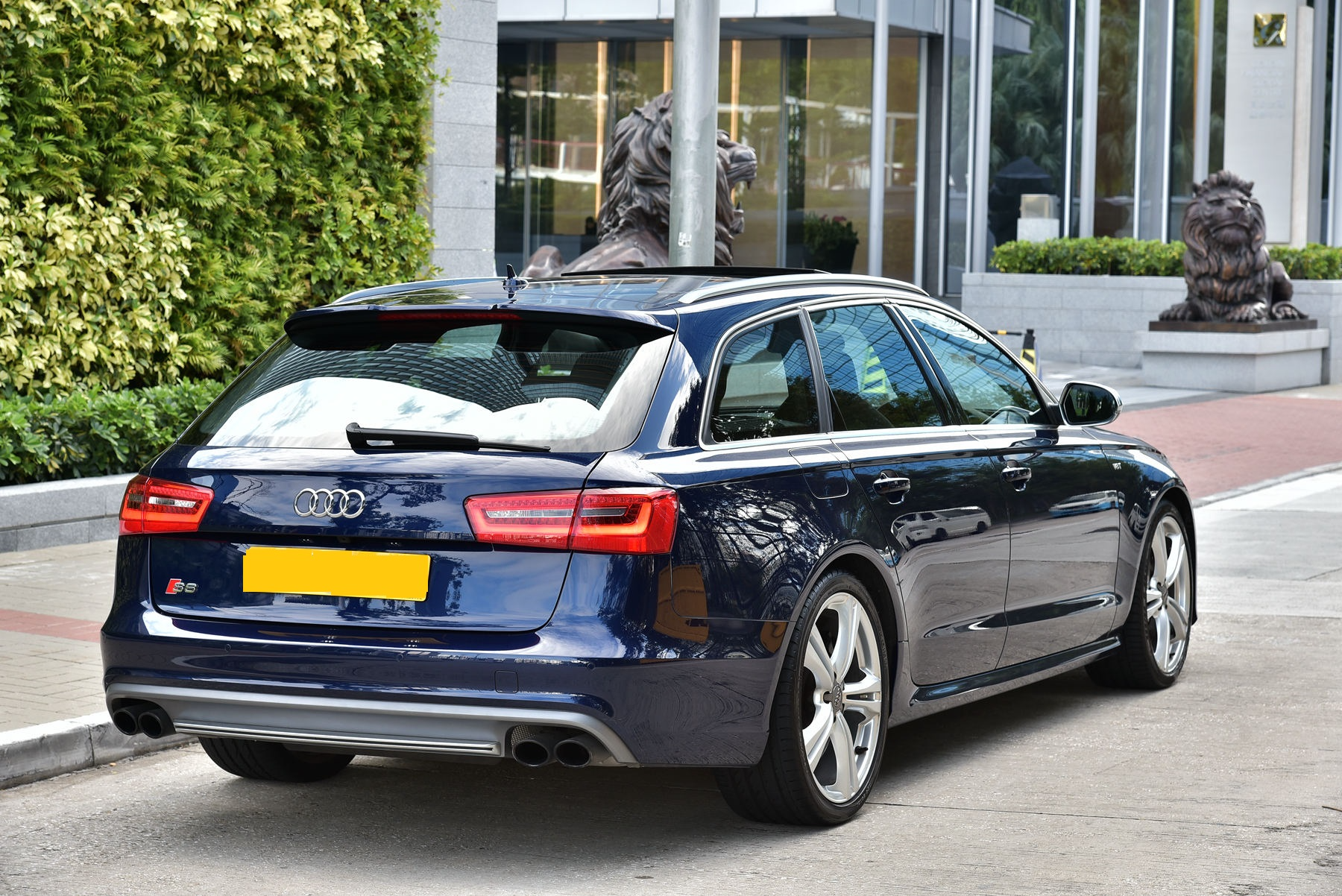 Audi s6 quattro