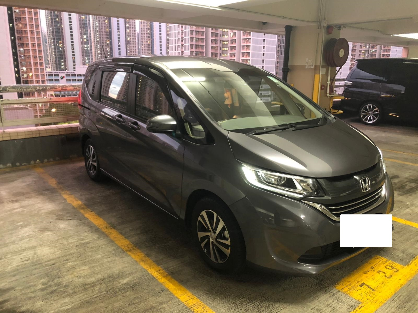 Honda freed black tourer