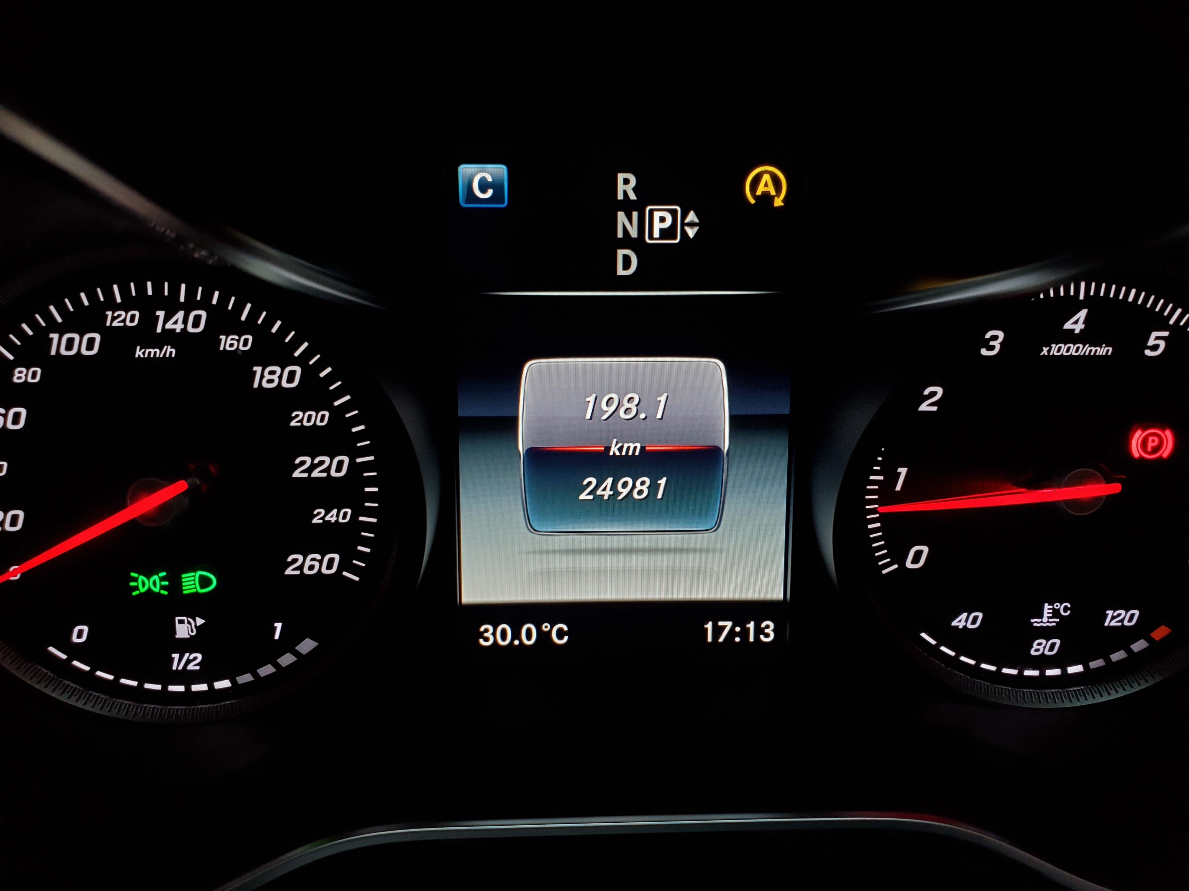 平治mercedes-benz c200