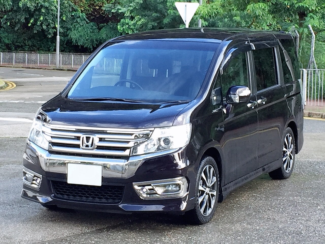 Honda stepwgn spada v
