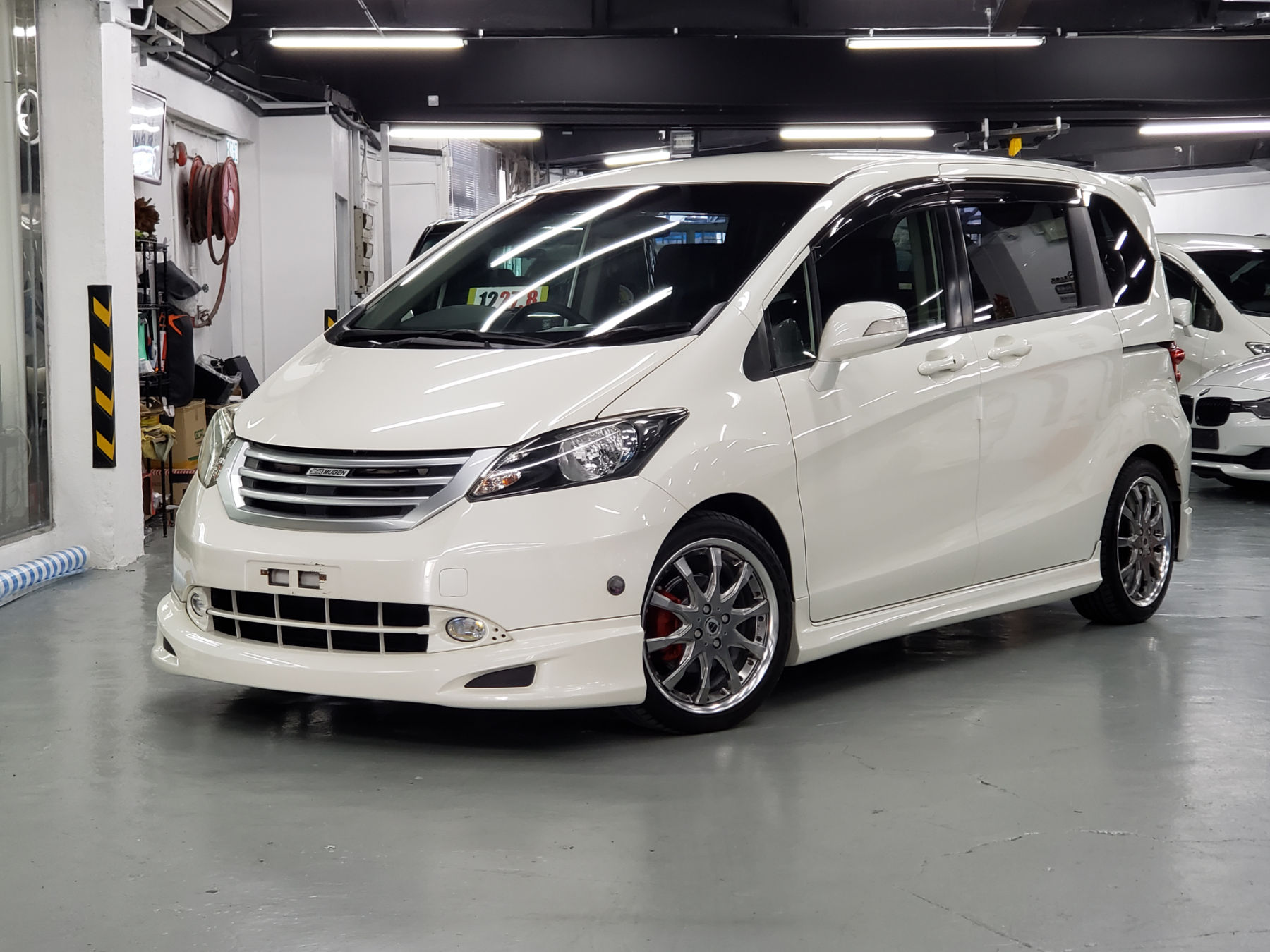 Honda freed g. Honda freed 2017 Mugen. Honda freed 2 Tuning. Honda freed Spike Mugen. Mugen Honda freed 2013.