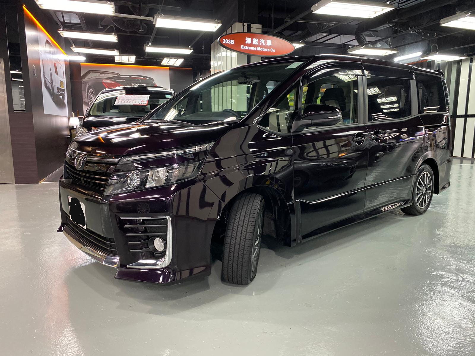 Toyota voxy welcab Toyota voxy welcab