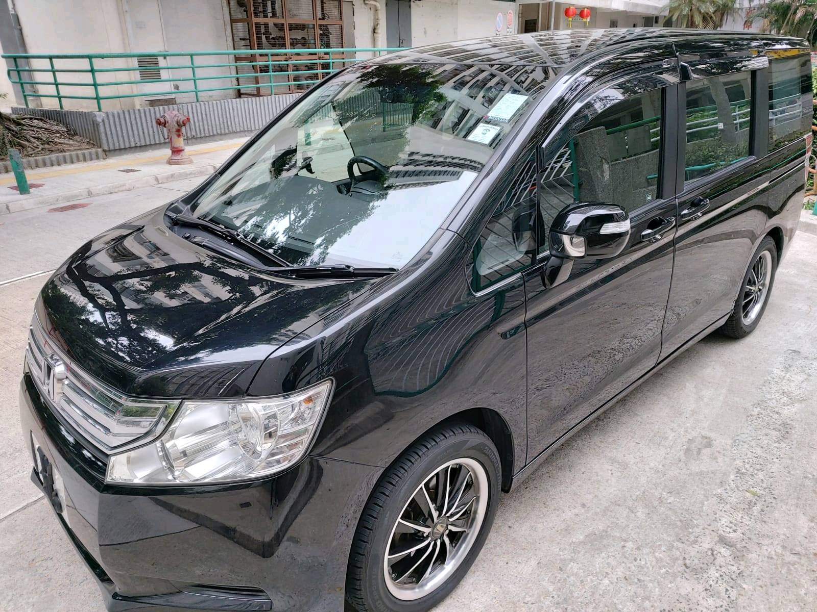 Honda stepwgn rk1
