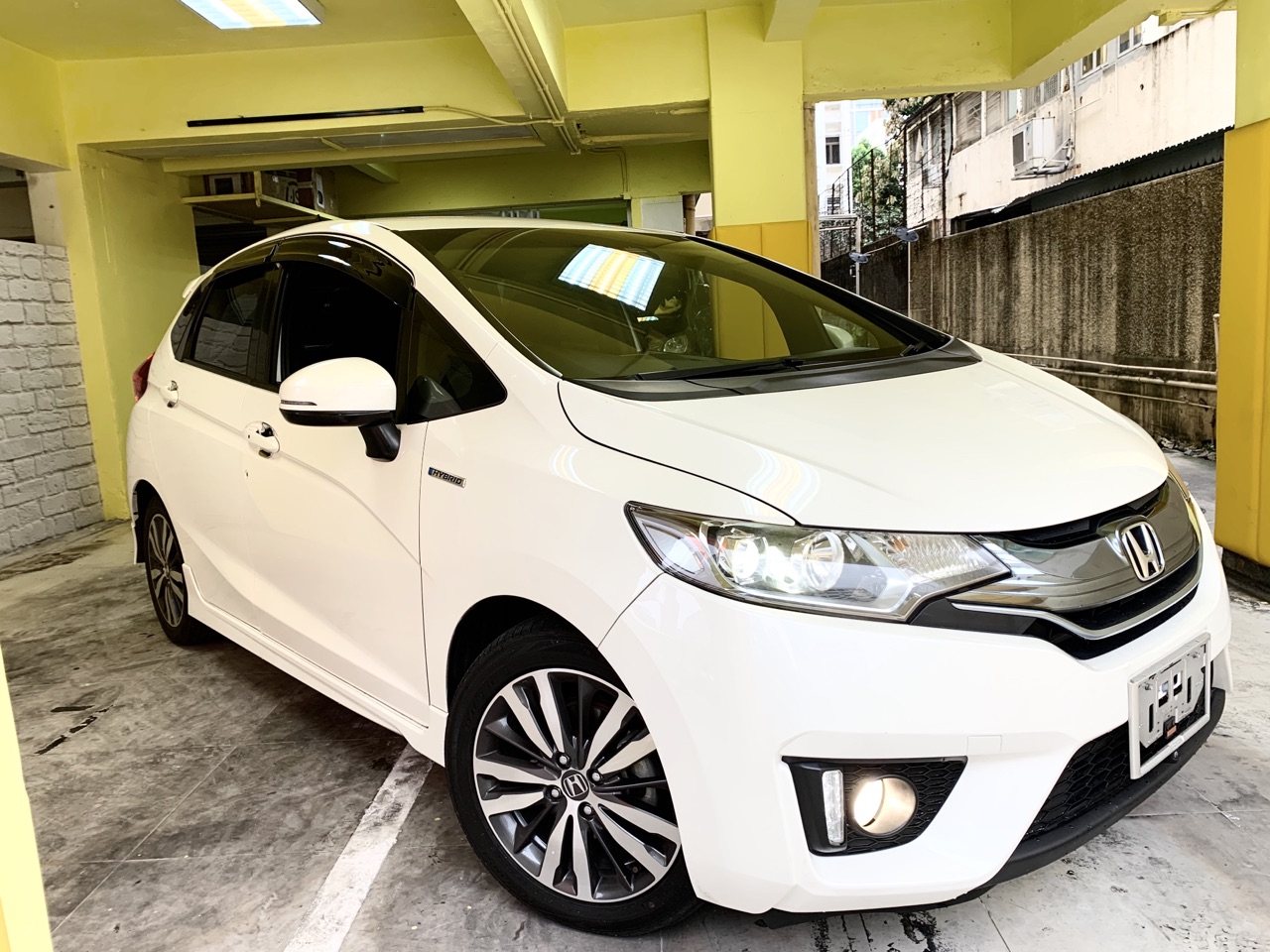 Honda fit hybrid gp5