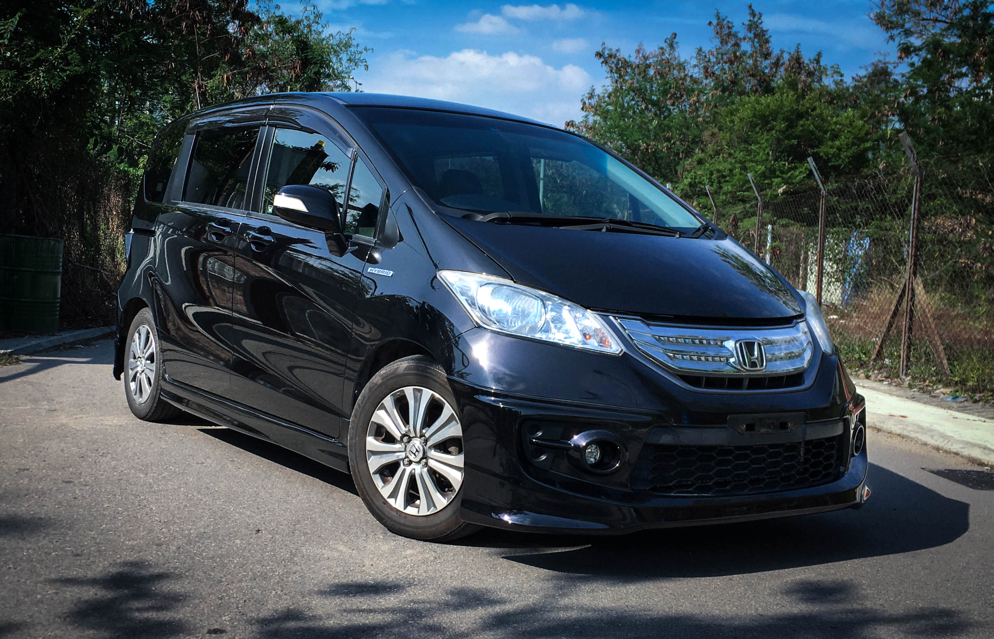 Honda freed hybrid 4wd