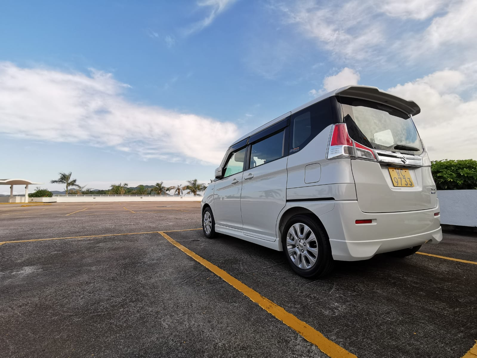 Suzuki solio hybrid