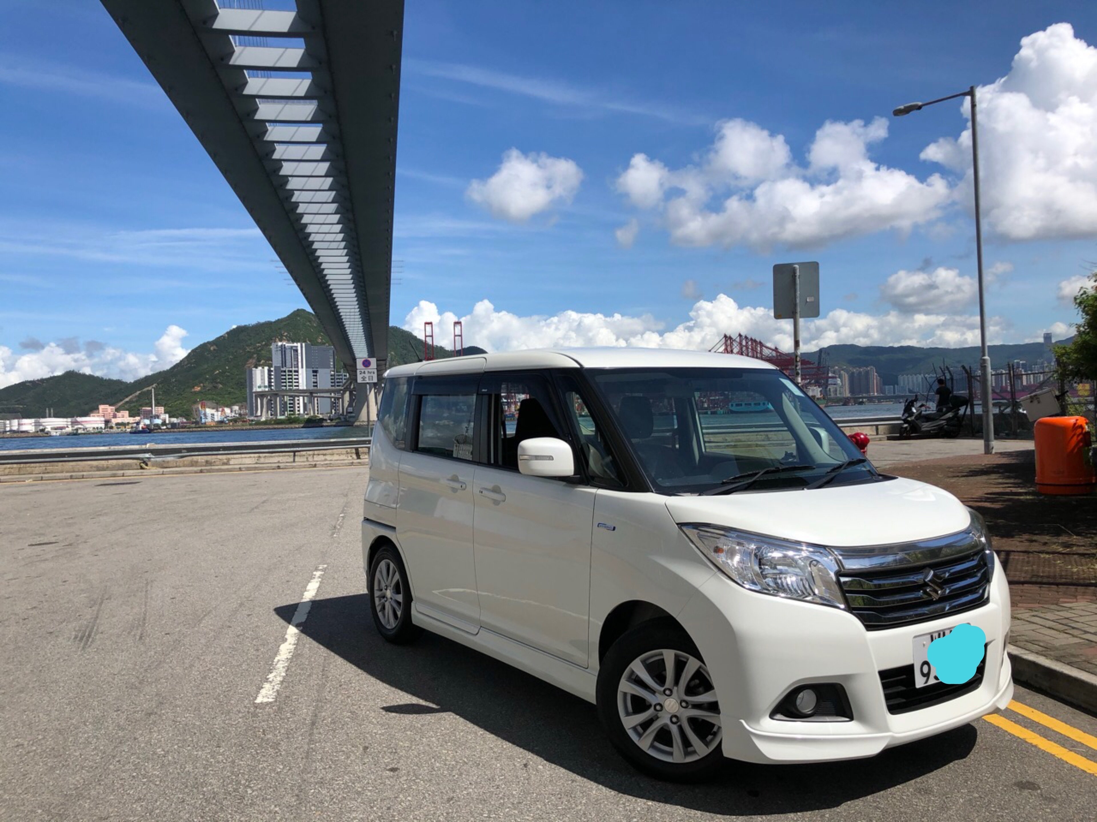 Suzuki solio hybrid