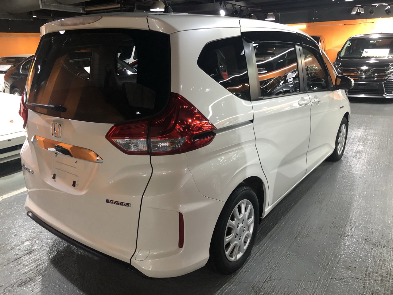 Honda freed hybrid 4wd