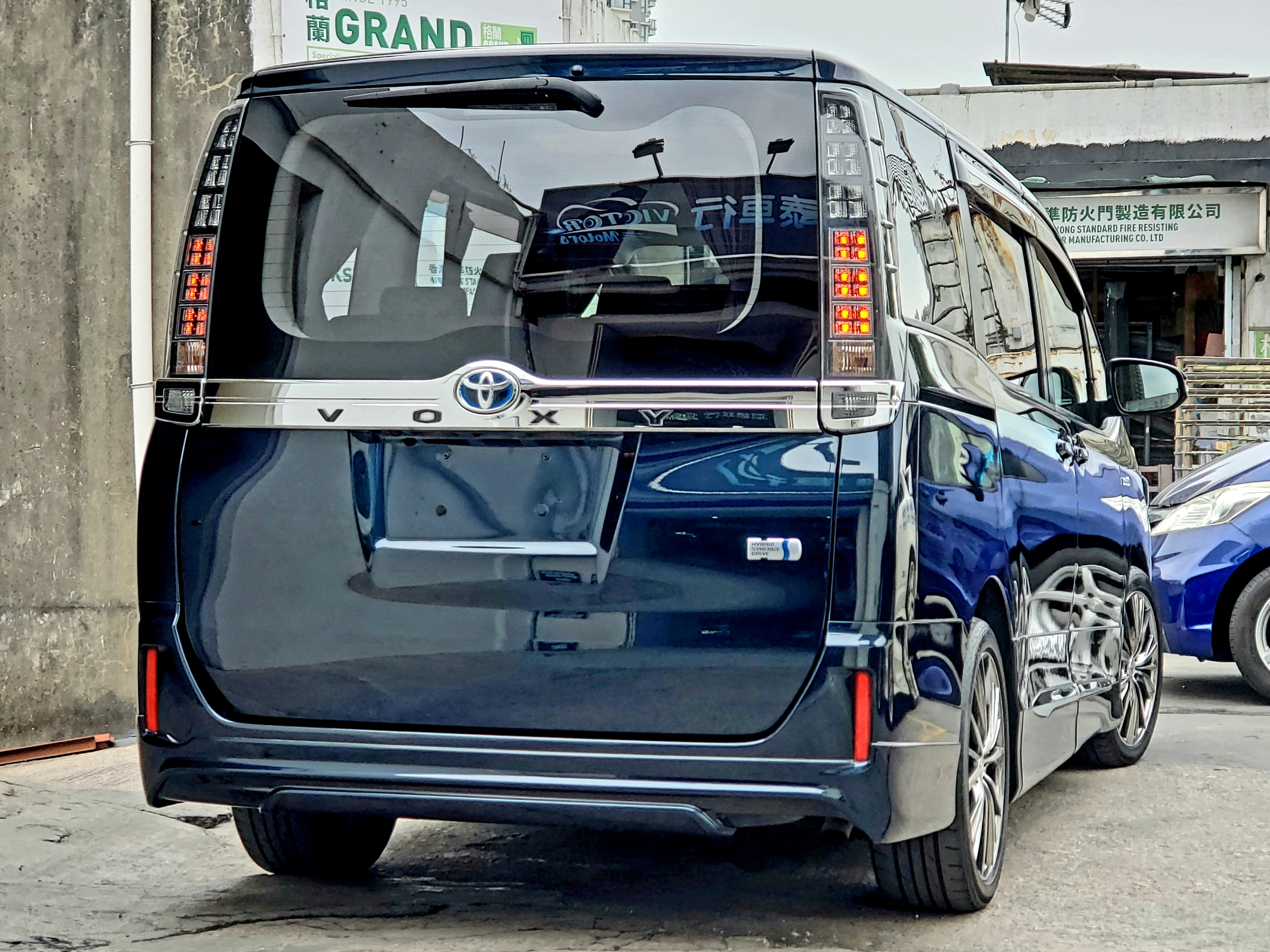Toyota voxy modellista