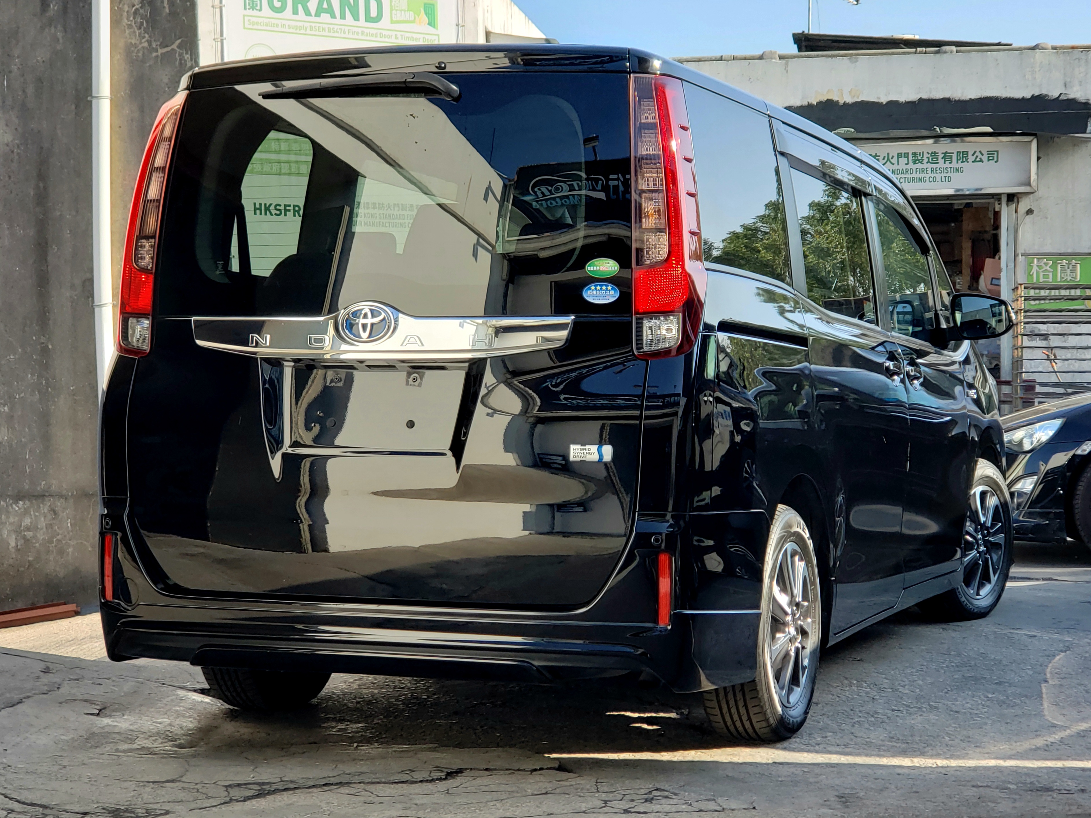 丰田toyota noah hybrid g modellista - price.com.hk 汽车买卖平台